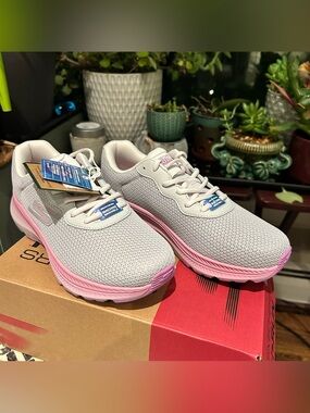Skechers Women's Go Run Consistent 2.0 fast pace Running Shoes in gray/purple 9